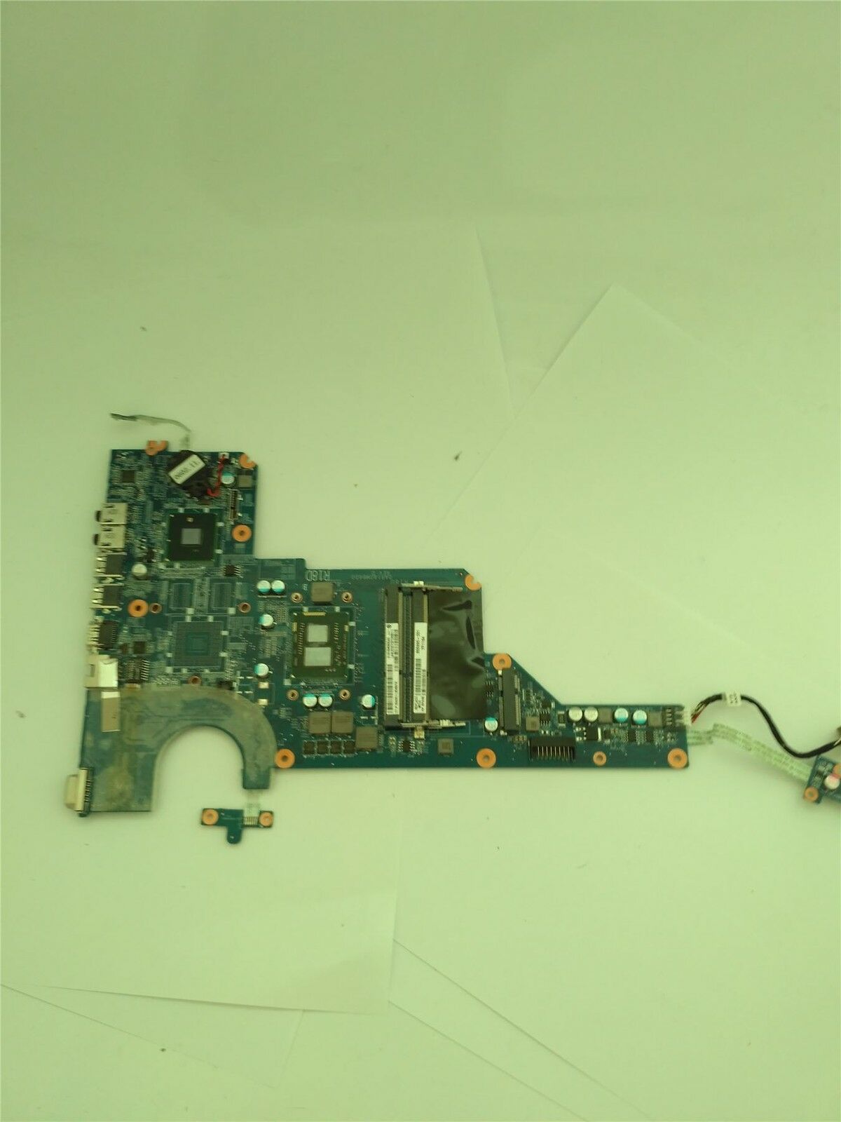 HP G6-1106so Motherboard i3-370M 655990-001 used, tested Herstellernummer: 655990-001 Produkttyp: Motherboar - Click Image to Close