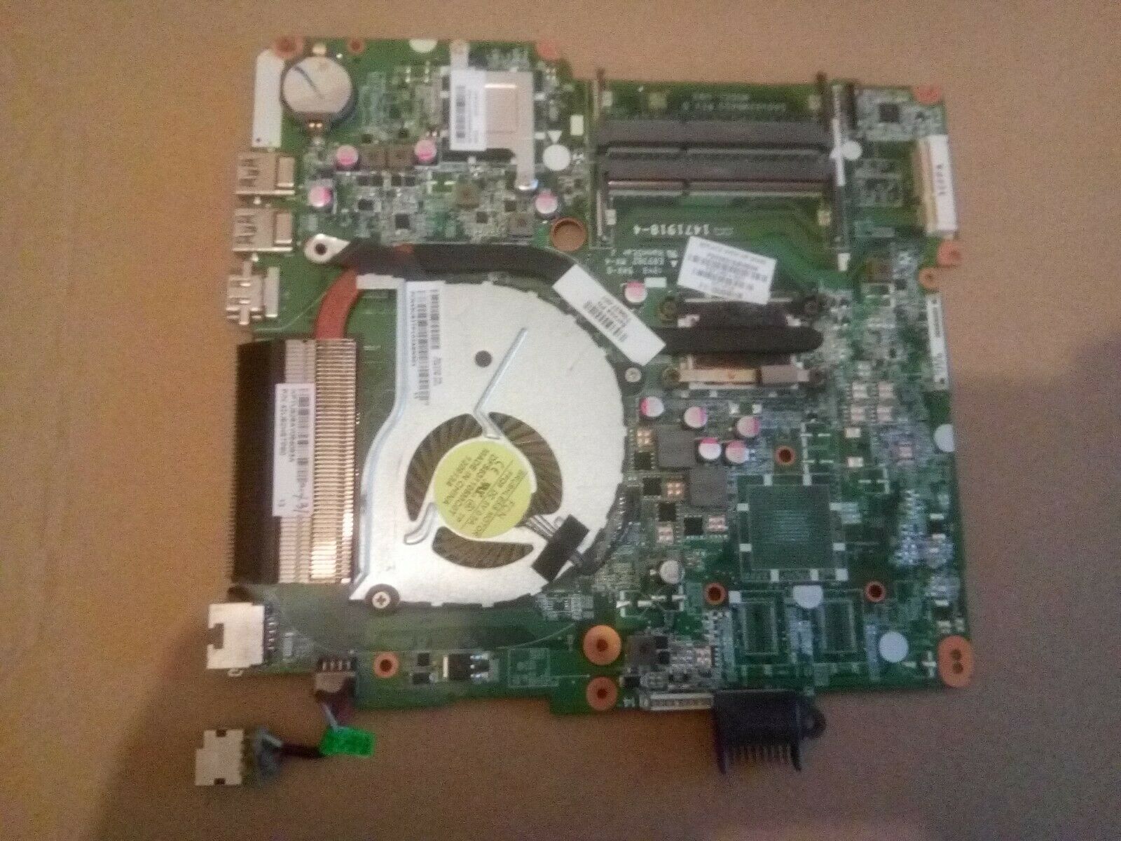 HP PAVILION 15-N SERIES LAPTOP MOTHERBOARD AMD A8 CPU P/N 737140-501 - Ref: E44 Genuine used part. Used but